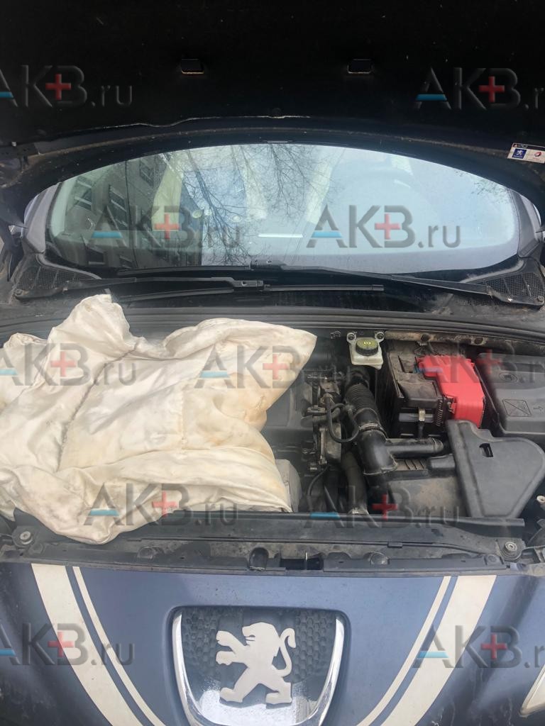 Замена аккумулятора на Peugeot 308 I 2008 - 2011 1.6 (120 л.с.) – AKB.RU