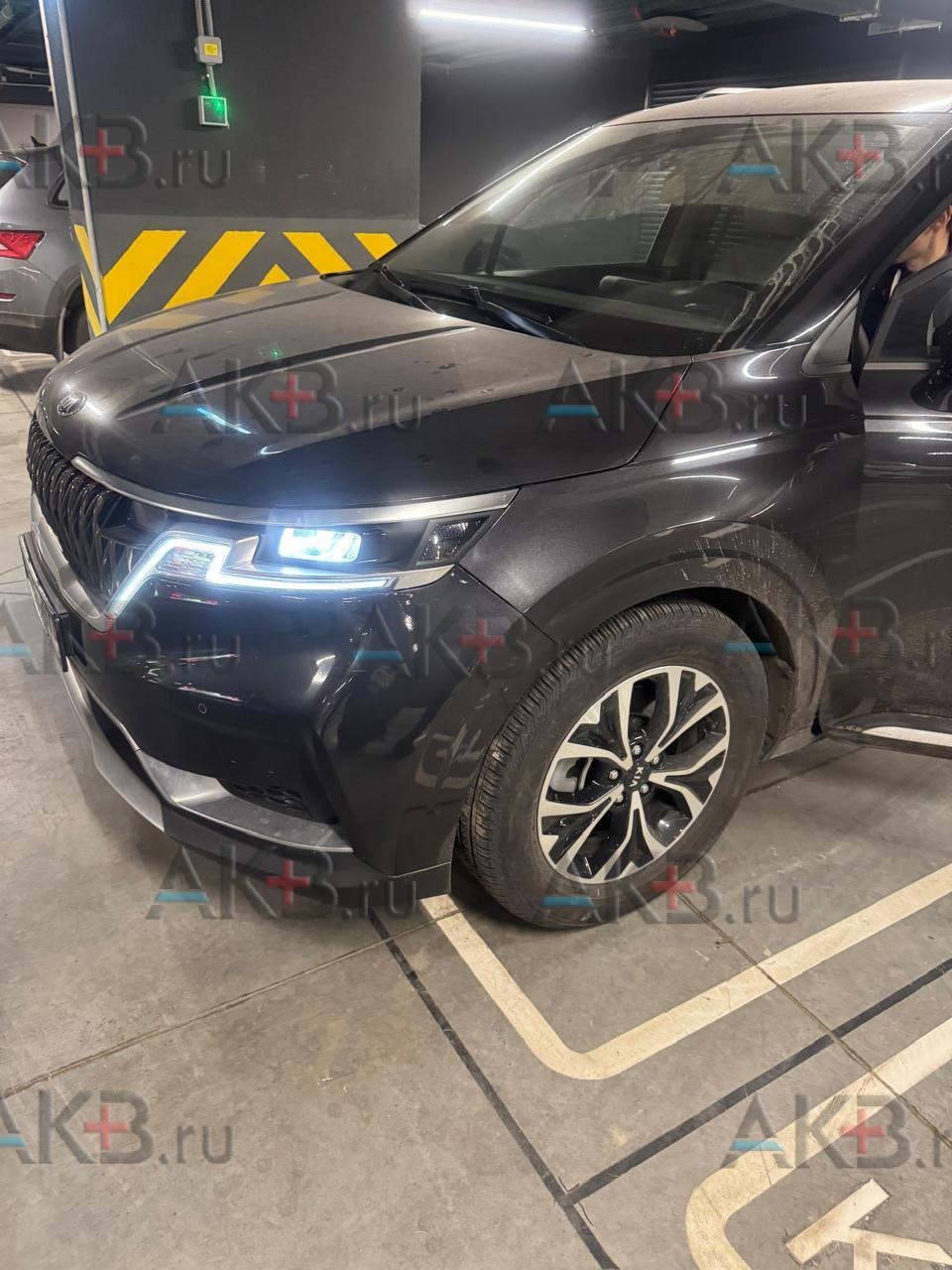 Замена аккумулятора на Kia Carnival IV 2021 - н.в. 2.2d (199 л.с.)