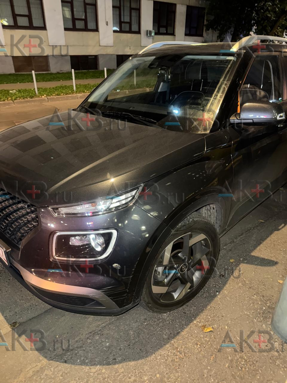 Замена аккумулятора на Hyundai Venue I 2020г 1.6 MPi AT (123 л.с.)