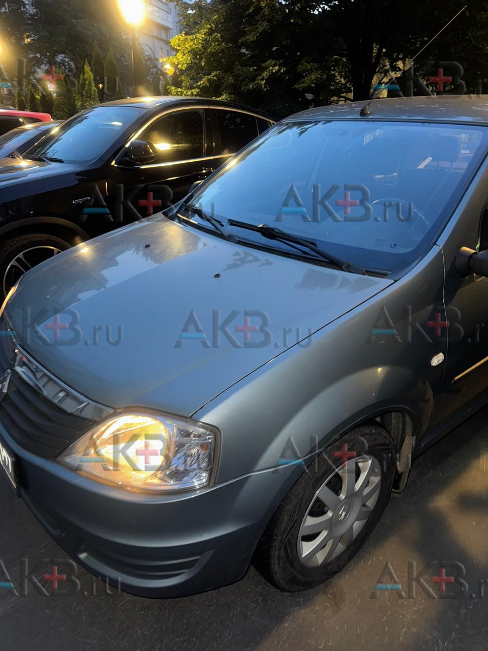 Замена аккумулятора на Renault Logan I Рестайлинг 2009 - 2015 1.6 (102 л.с.)