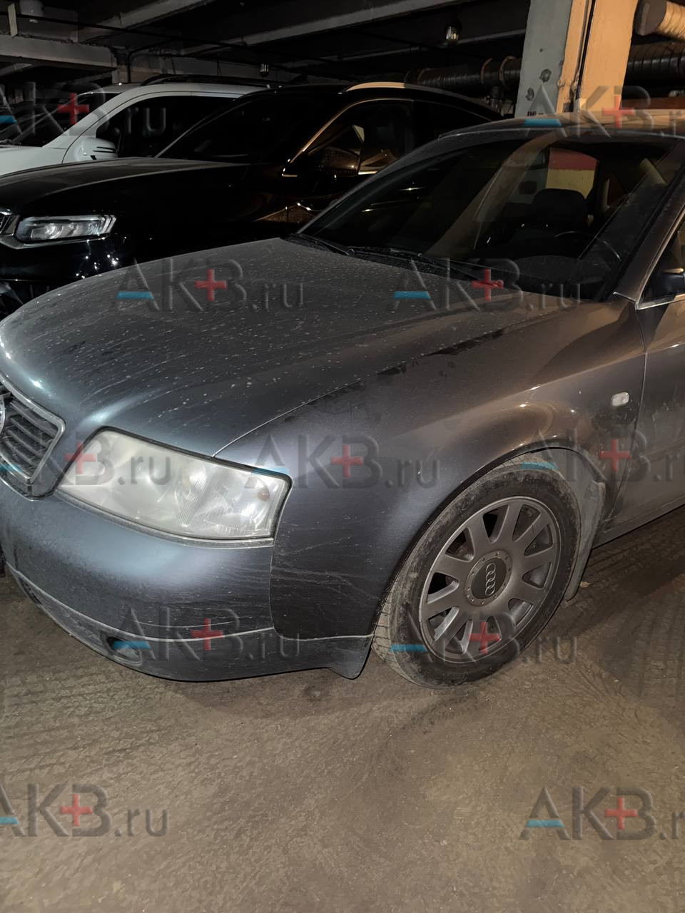 Замена аккумулятора на Audi A6 II (C5) 1997 - 2001 2.4 (136 л.с.)