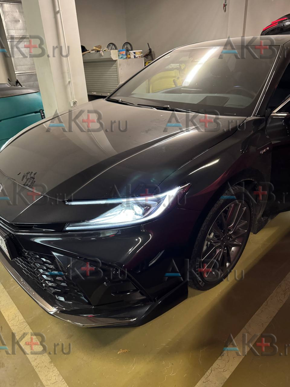 Замена аккумулятора на Toyota Camry IX (XV 80) 2024 - 2025 2.5 л / 230 л.с. / Гибрид