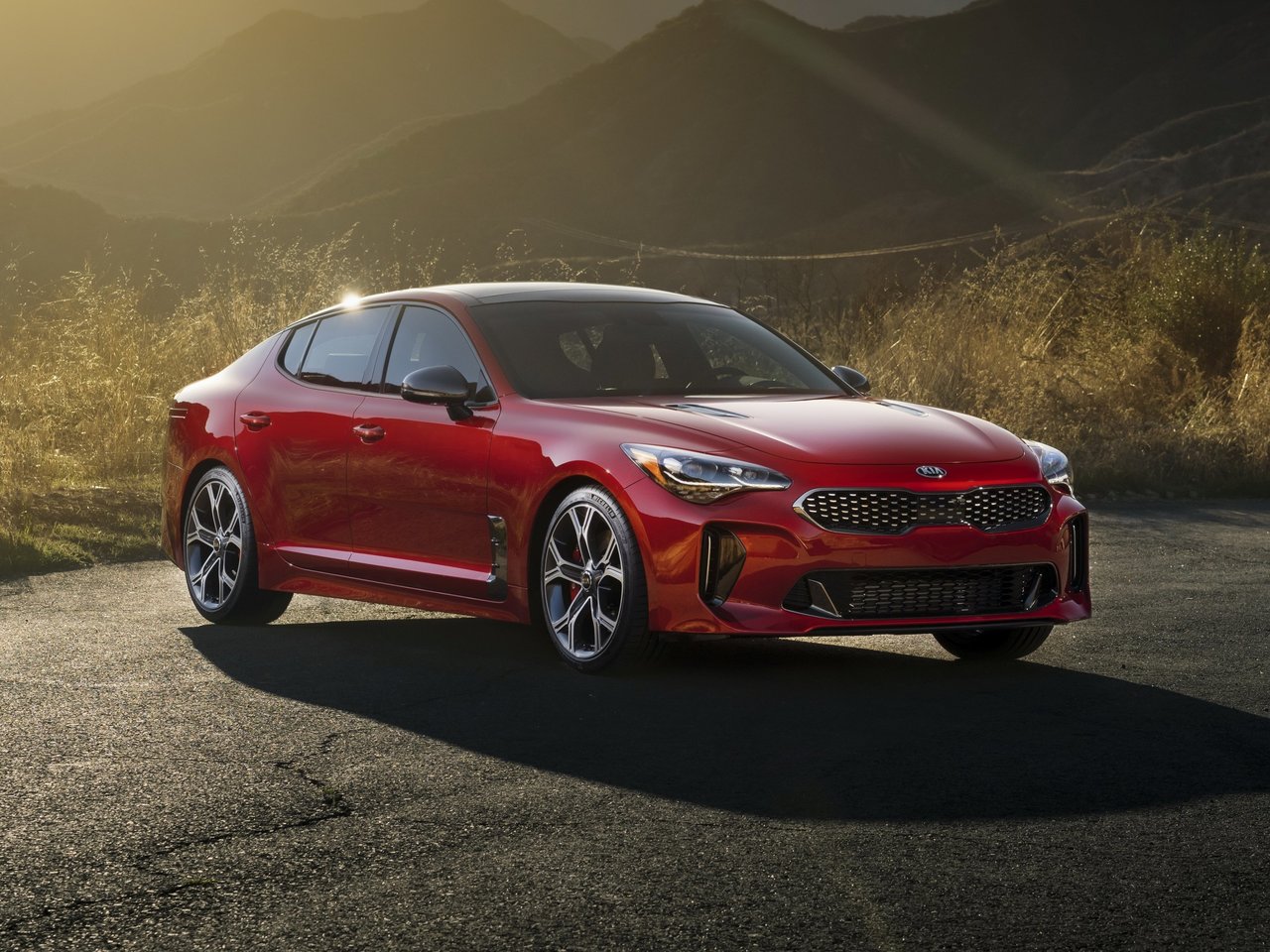 Kia Stinger I 2017 - н.в. 2.0 (197 л.с.)