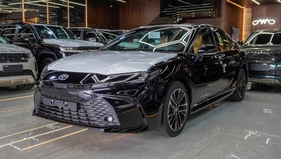 Toyota Camry IX (XV 80) 2024 - 2025 2.5 л / 230 л.с. / Гибрид