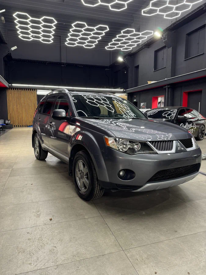 Mitsubishi Outlander II 2006 - 2009 2.4 (170 л.с.)