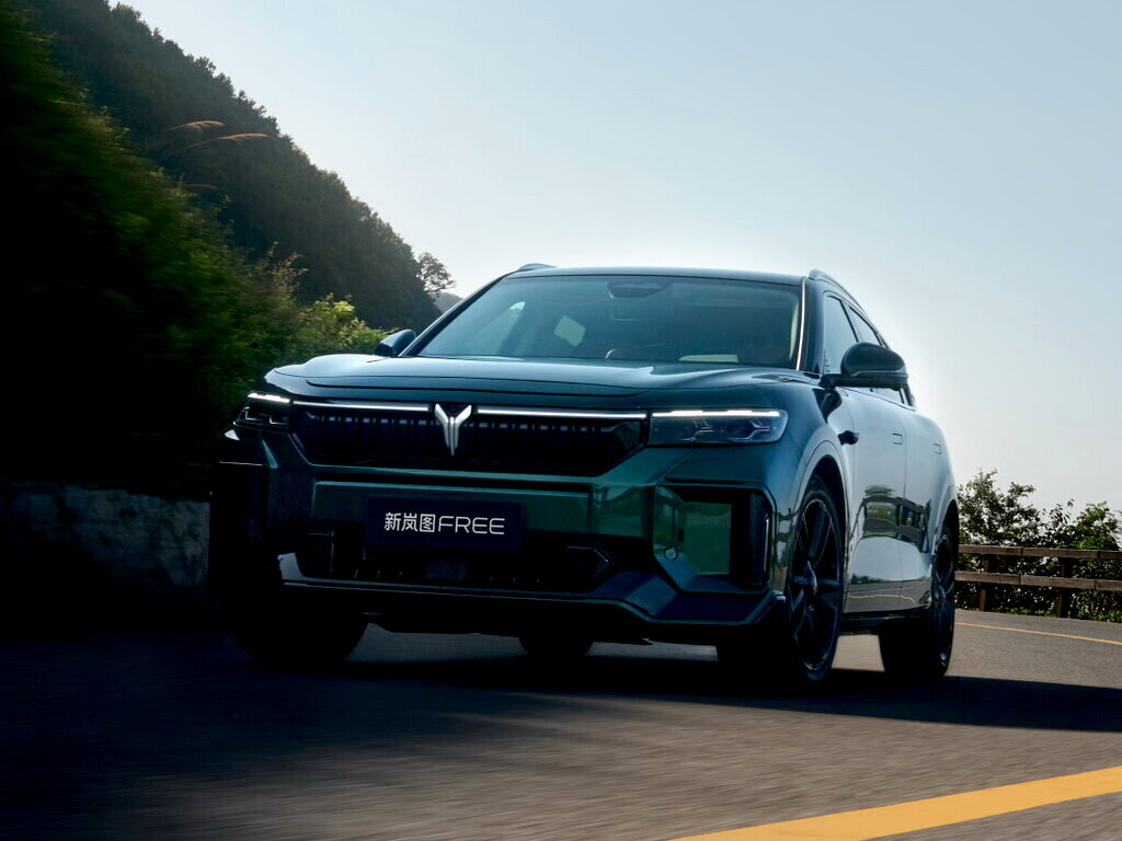 Voyah Free I Рестайлинг 2022 - н.в 1.5hyb (490 л.с 4x4)